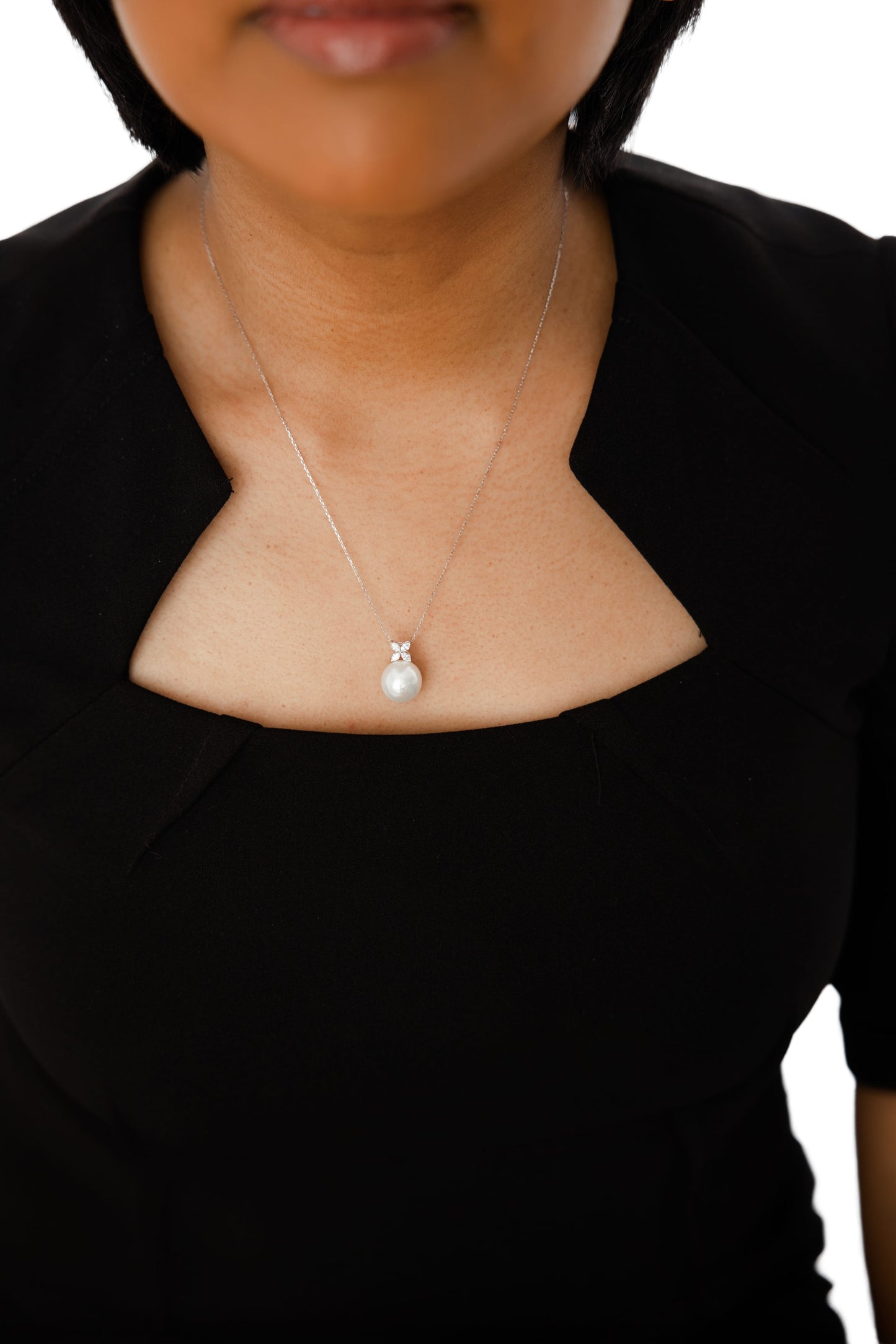 Clover Flower Diamond South Sea Pearl Necklace
