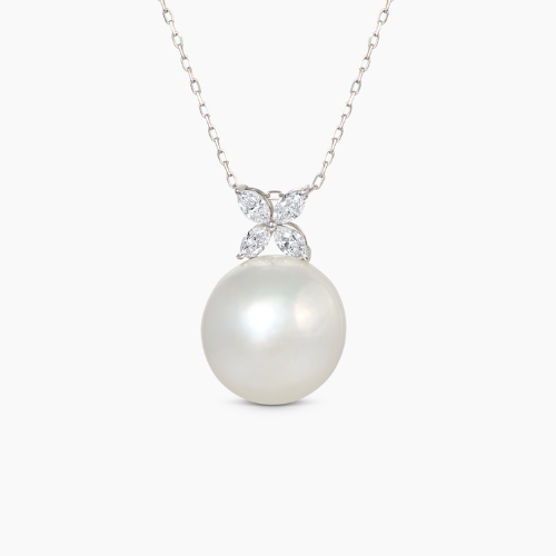 18K gold necklace for women over 30