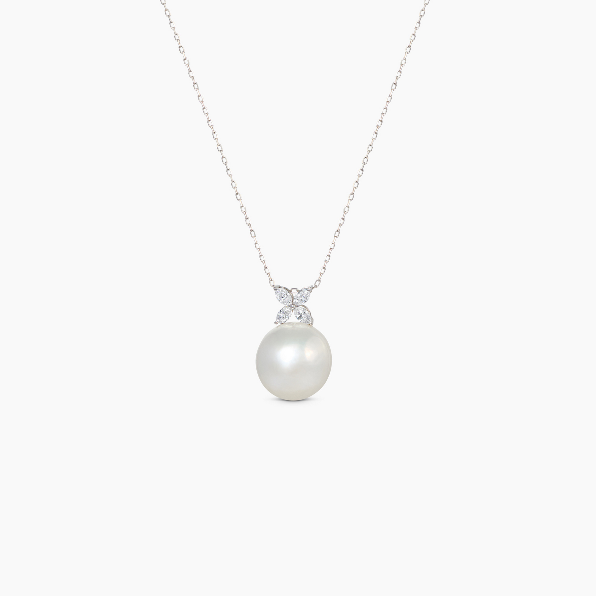 Clover Flower Diamond South Sea Pearl Necklace